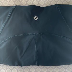 lululemon leggings! navy blue/teal!